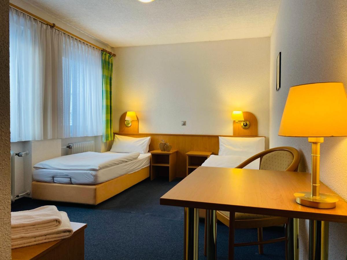מלון Pfarrweisach Zum Goldenen Adler מראה חיצוני תמונה